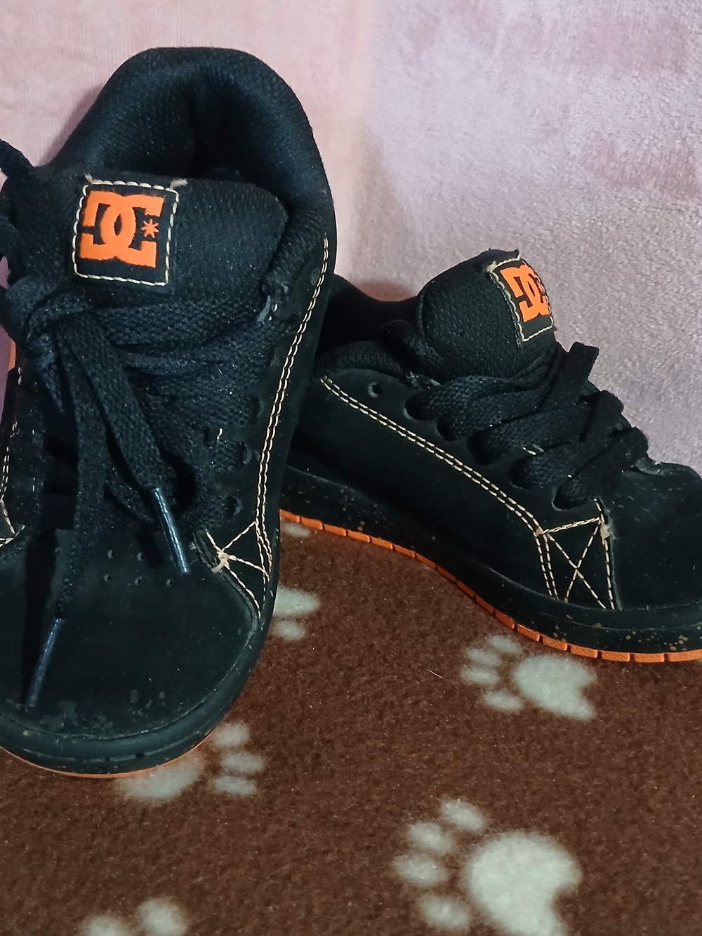 DC Kids Black Sneakers with Orange Accents